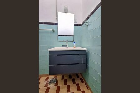 Casa para alugar com 101m², 2 quartos e sem vagaBanheiro