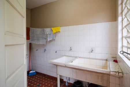 Casa à venda com 222m², 3 quartos e 4 vagasÁrea de serviço