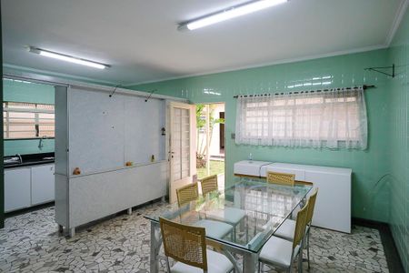 Casa à venda com 222m², 3 quartos e 4 vagasCozinha