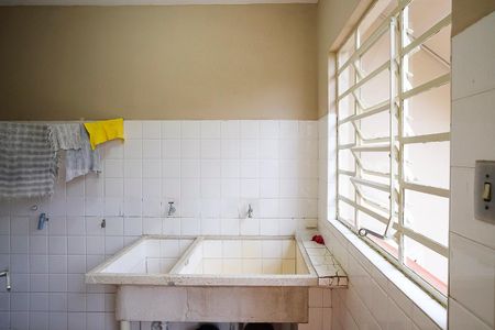 Casa à venda com 222m², 3 quartos e 4 vagasÁrea de serviço