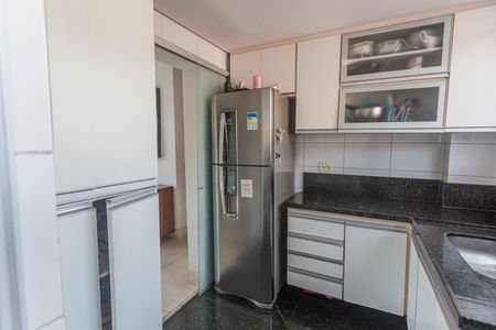 Apartamento à venda com 140m², 3 quartos e 2 vagas Apartamento à venda com 140m², 3 quartos e 2 vagasCozinha