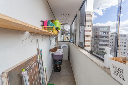 Apartamento à venda com 140m², 3 quartos e 2 vagas Apartamento à venda com 140m², 3 quartos e 2 vagasÁrea de Serviço na Cobertura