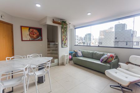 Apartamento à venda com 140m², 3 quartos e 2 vagas Apartamento à venda com 140m², 3 quartos e 2 vagasSala 1