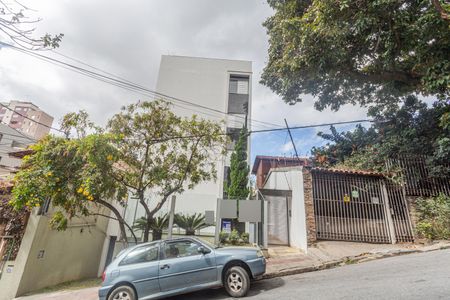 Apartamento à venda com 140m², 3 quartos e 2 vagas Apartamento à venda com 140m², 3 quartos e 2 vagasFachada