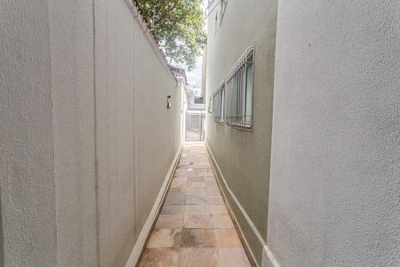 Apartamento à venda com 140m², 3 quartos e 2 vagas Apartamento à venda com 140m², 3 quartos e 2 vagasHall de entrada