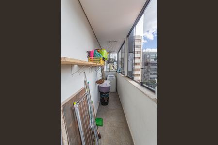 Apartamento à venda com 140m², 3 quartos e 2 vagas Apartamento à venda com 140m², 3 quartos e 2 vagasÁrea de Serviço na Cobertura