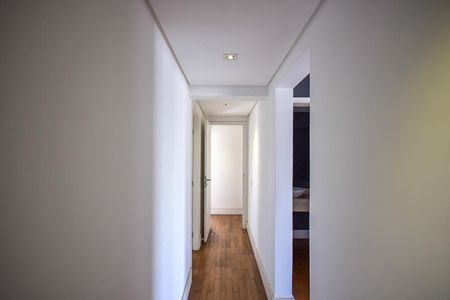 Apartamento à venda com 181m², 4 quartos e 3 vagasCorredor