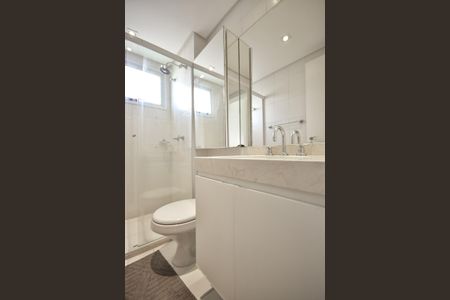 Apartamento à venda com 181m², 4 quartos e 3 vagasBanheiro Suíte 1