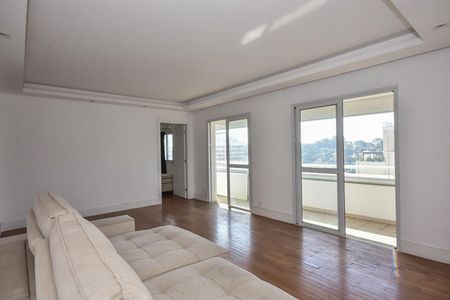 Apartamento à venda com 181m², 4 quartos e 3 vagasSala