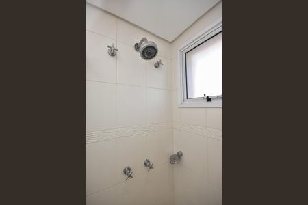 Apartamento à venda com 181m², 4 quartos e 3 vagasChuveiro do banheiro da Suíte 3