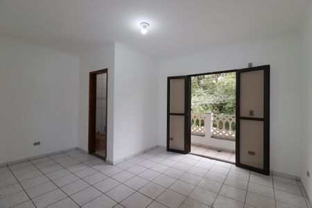 Casa à venda com 210m², 3 quartos e 2 vagasSuíte