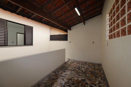 Casa à venda com 210m², 3 quartos e 2 vagasTerraço