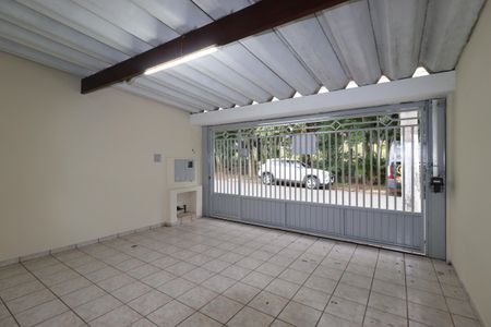 Casa à venda com 210m², 3 quartos e 2 vagasGaragem