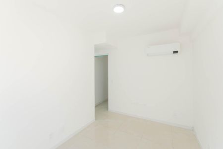 Apartamento à venda com 55m², 1 quarto e 1 vagaQuarto