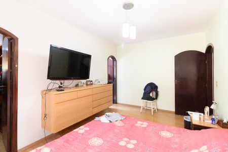 Casa à venda com 430m², 7 quartos e 5 vagasQuarto 3 - Suíte