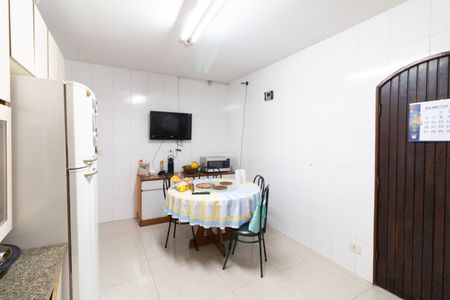 Casa à venda com 430m², 7 quartos e 5 vagasCozinha