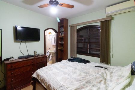 Casa à venda com 430m², 7 quartos e 5 vagasQuarto 2 - Suíte