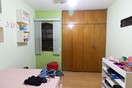 Casa à venda com 430m², 7 quartos e 5 vagasQuarto 1