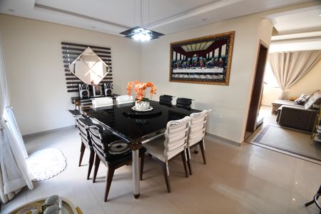 Casa para alugar com 550m², 3 quartos e 4 vagasSala de Jantar