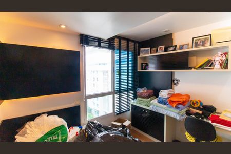 Apartamento à venda com 300m², 4 quartos e 3 vagas Apartamento à venda com 300m², 4 quartos e 3 vagasQuarto 1