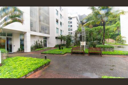 Apartamento à venda com 300m², 4 quartos e 3 vagas Apartamento à venda com 300m², 4 quartos e 3 vagasFachada