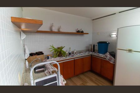 Apartamento à venda com 300m², 4 quartos e 3 vagas Apartamento à venda com 300m², 4 quartos e 3 vagasÁrea comum