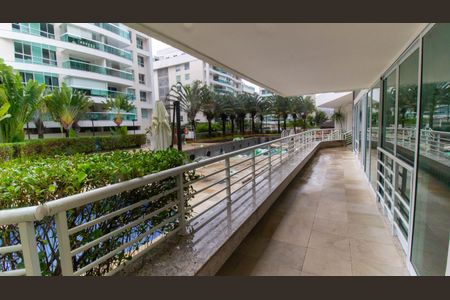 Apartamento à venda com 300m², 4 quartos e 3 vagas Apartamento à venda com 300m², 4 quartos e 3 vagasÁrea comum