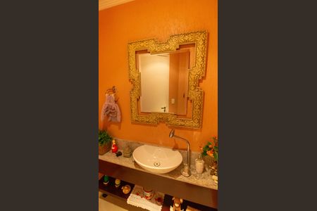 Apartamento à venda com 300m², 4 quartos e 3 vagas Apartamento à venda com 300m², 4 quartos e 3 vagasLavabo