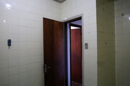 Apartamento à venda com 60m², 2 quartos e 1 vagaBanheiro Social
