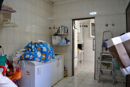 Casa para alugar com 321m², 3 quartos e 4 vagasArea de serviço