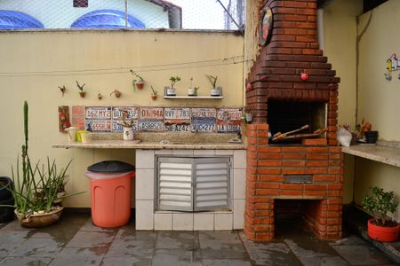 Casa para alugar com 321m², 3 quartos e 4 vagasArea externa