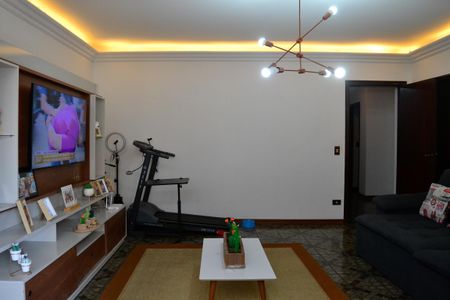 Casa para alugar com 321m², 3 quartos e 4 vagasSala de TV