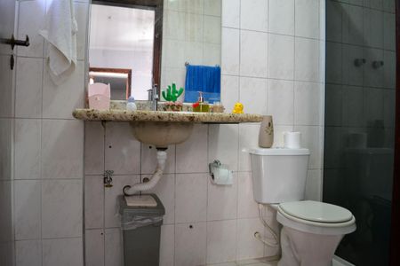 Casa para alugar com 321m², 3 quartos e 4 vagasBanheiro da suíte 3