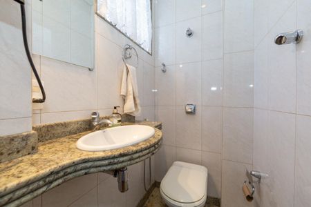 Apartamento para alugar com 200m², 3 quartos e 2 vagasBANHEIRO1