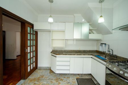 Apartamento para alugar com 200m², 3 quartos e 2 vagasCOZINHA