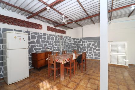 Casa à venda com 209m², 3 quartos e 1 vagaÁrea gourmet