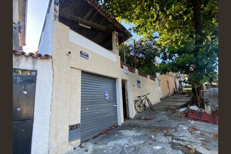 Casa à venda com 209m², 3 quartos e 1 vagaFachada