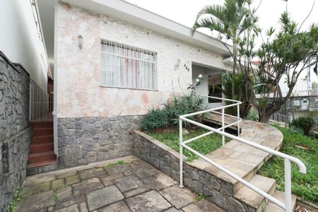 Casa à venda com 122m², 2 quartos e 4 vagasEntrada
