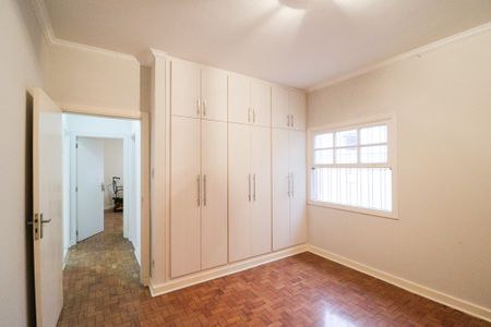 Casa à venda com 122m², 2 quartos e 4 vagasQuarto 2