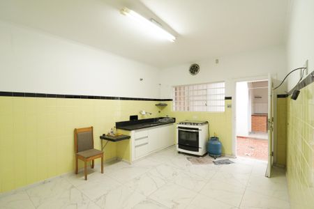 Casa à venda com 122m², 2 quartos e 4 vagasCozinha