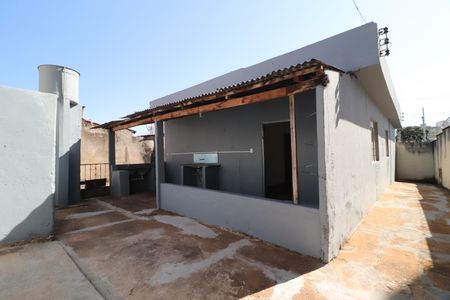 Casa para alugar com 90m², 3 quartos e 1 vagaÁrea de Serviço