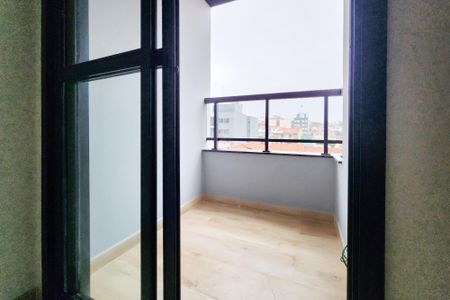 Studio para alugar com 28m², 1 quarto e sem vaga Studio para alugar com 28m², 1 quarto e sem vagaVaranda