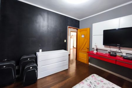 Casa à venda com 290m², 3 quartos e 2 vagas Casa à venda com 290m², 3 quartos e 2 vagasQuarto 2