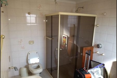 Casa à venda com 700m², 7 quartos e 6 vagasQuarto Suíte 3 Casa 2