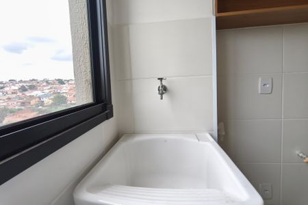 Apartamento para alugar com 47m², 2 quartos e 1 vagaÁrea de Serviço