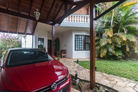 Casa para alugar com 470m², 4 quartos e 10 vagasEntrada