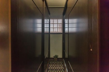 Casa para alugar com 470m², 4 quartos e 10 vagasCloset Suíte 1