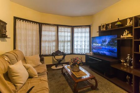 Casa para alugar com 470m², 4 quartos e 10 vagasSala de TV