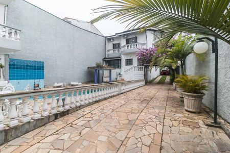 Casa para alugar com 470m², 4 quartos e 10 vagasQuintal/Piscina