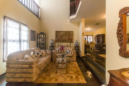 Casa para alugar com 470m², 4 quartos e 10 vagasSala de Estar